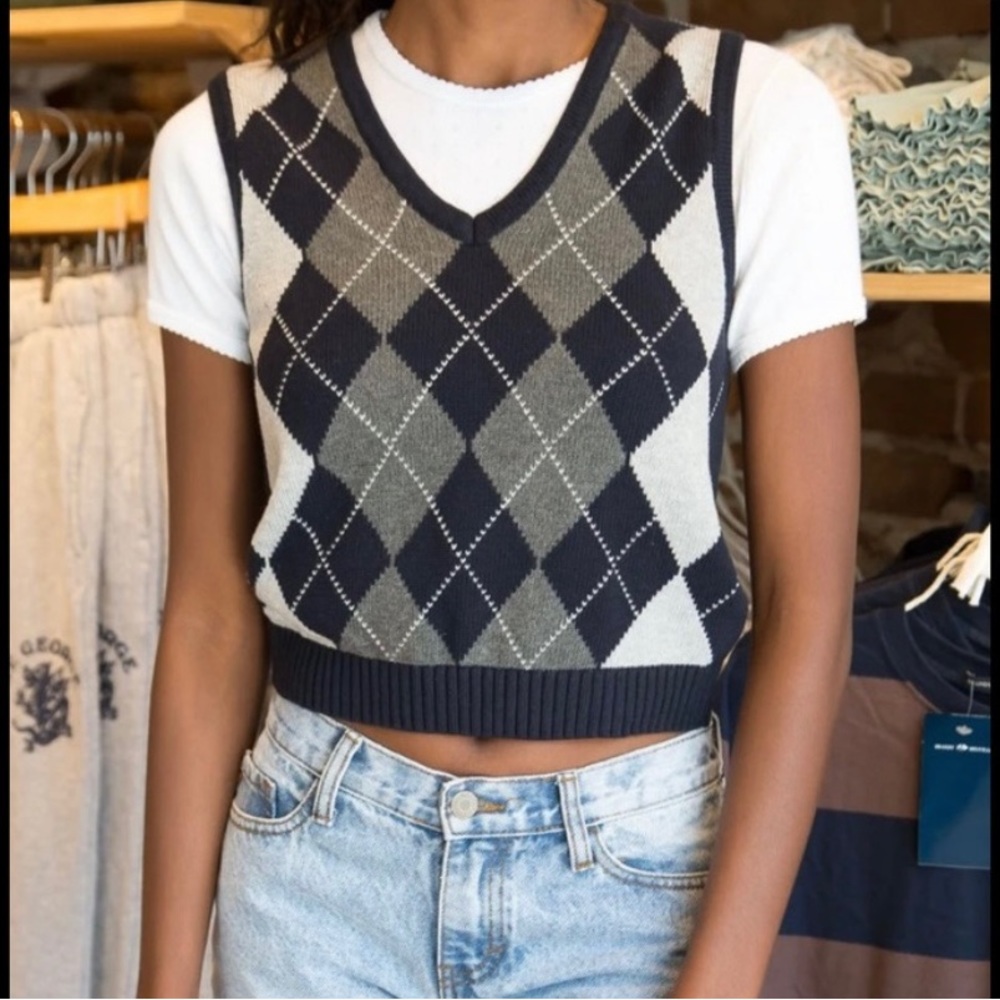 Brandy Melville argyle sweater vest